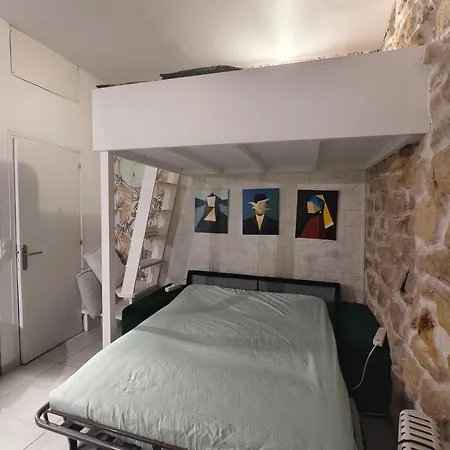 Apartment Calme Pour 4 Au Coeur Du Marais *